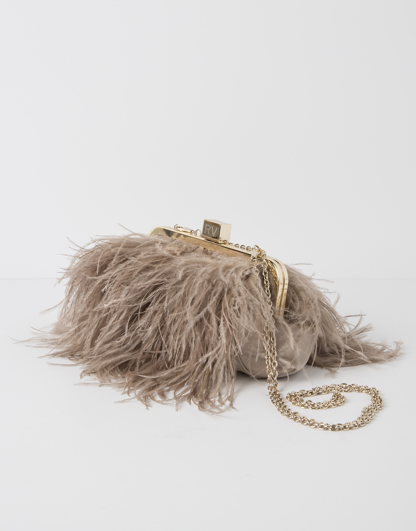 Clutch plumas