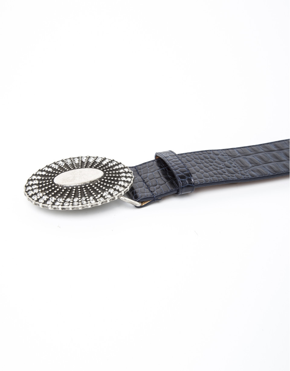Belt with decorative buckle 