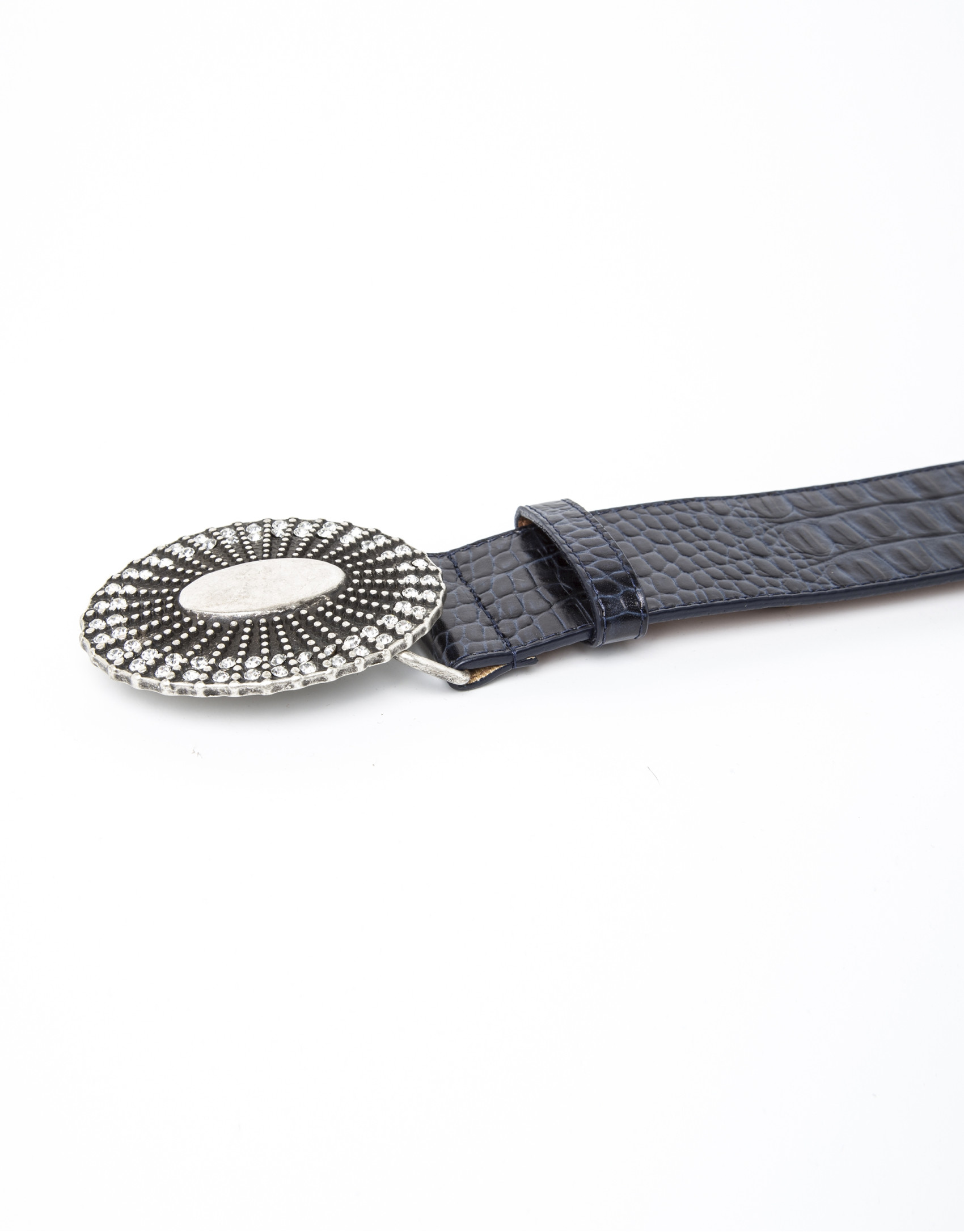 Belt with decorative buckle 