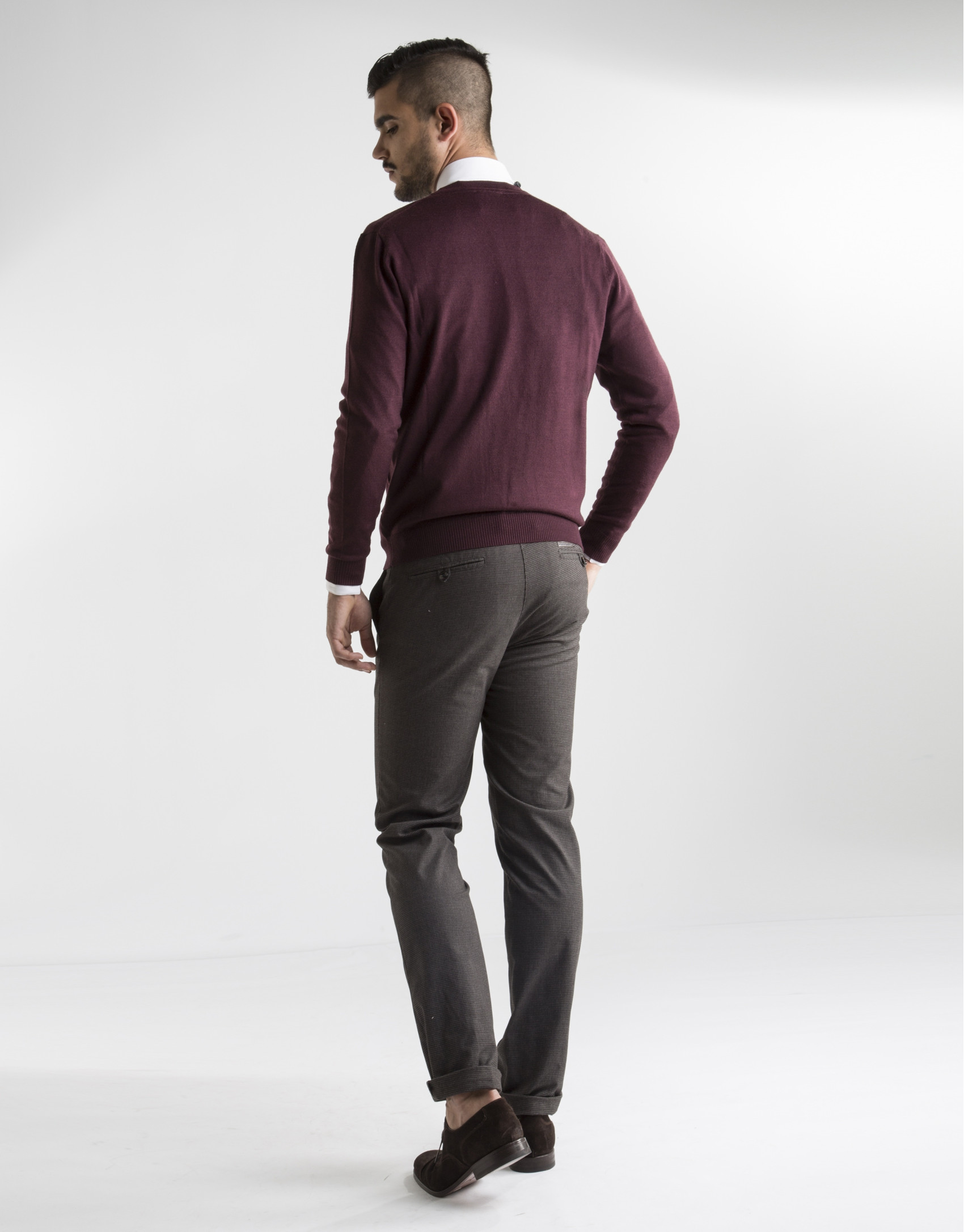 Burgundy basic knit sweater 