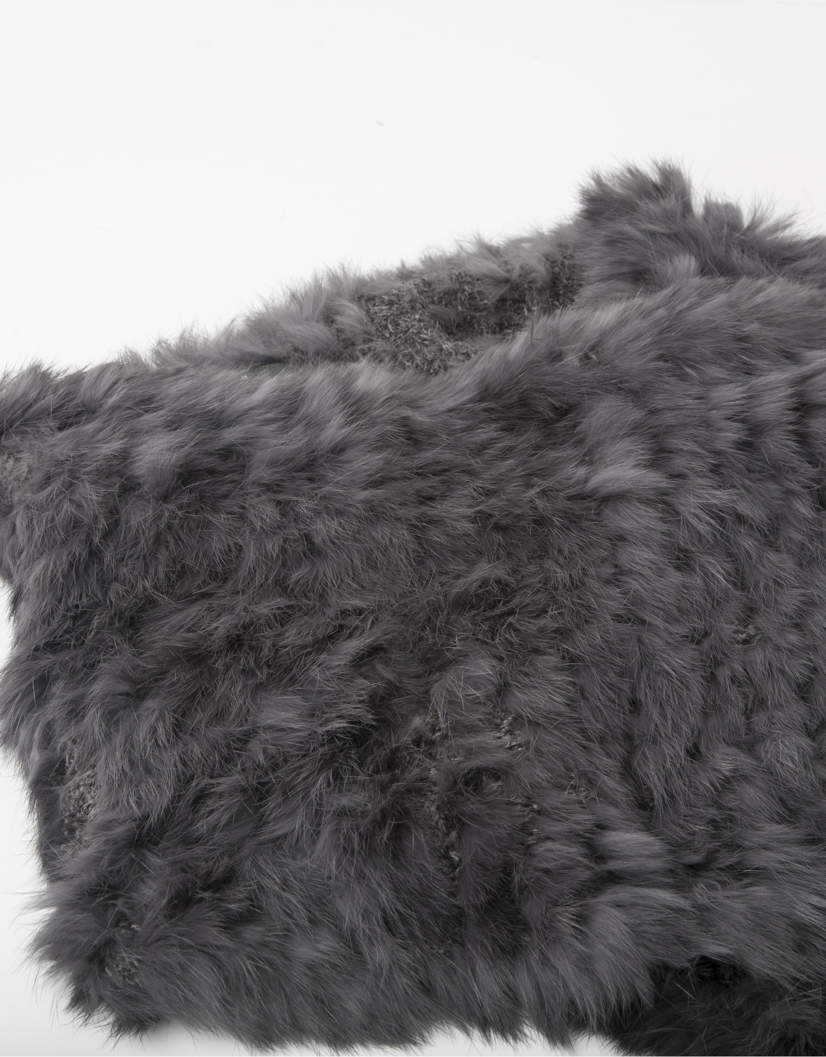 Gray fur collar scarf