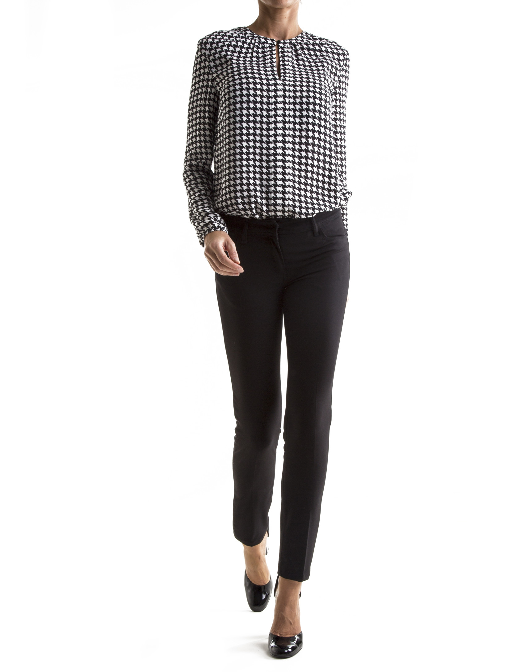 Pantalón recto negro