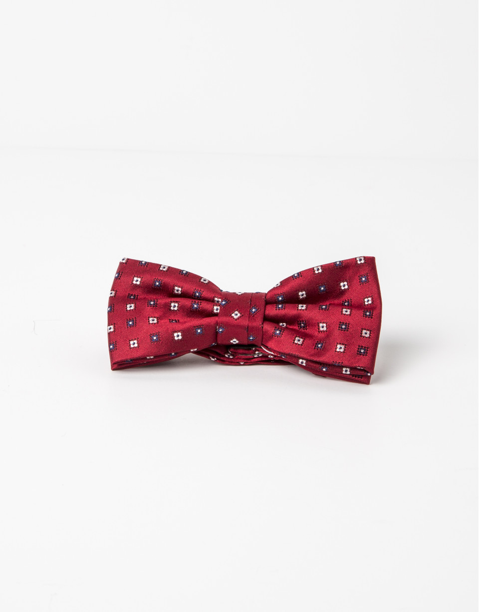 Red bowtie with beige microprint