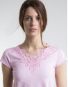 Camiseta crochet rosa