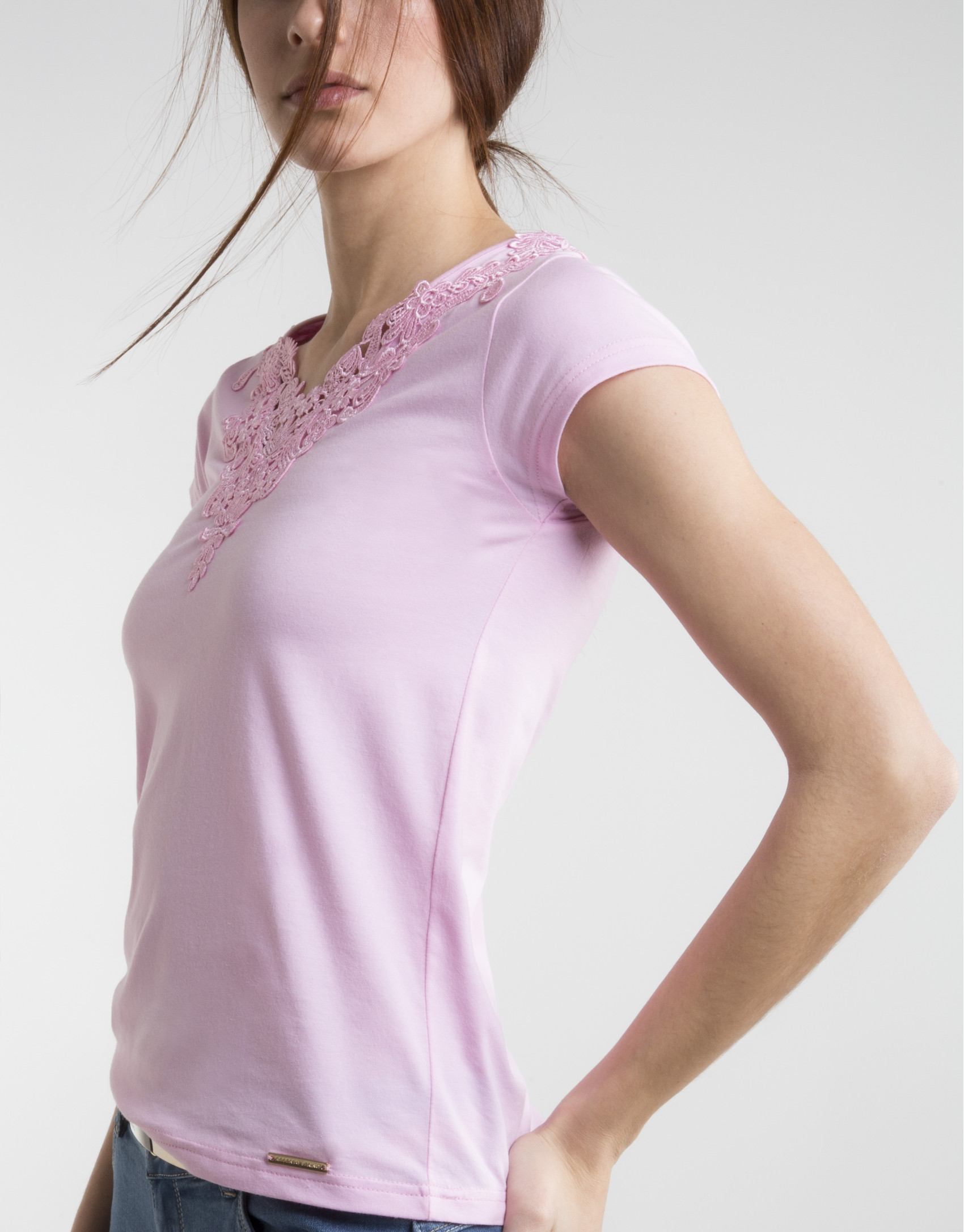 Camiseta crochet rosa