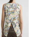 Top estampado floral pliegues