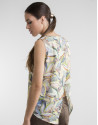 Top estampado floral pliegues