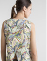 Top estampado floral pliegues