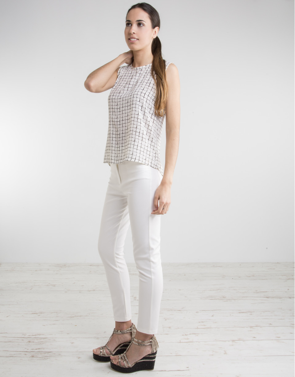 Top cuadros blanco