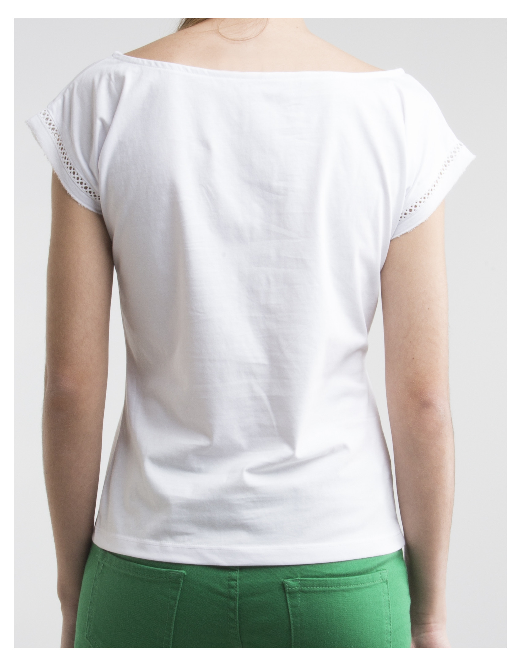 White top with decorative panel