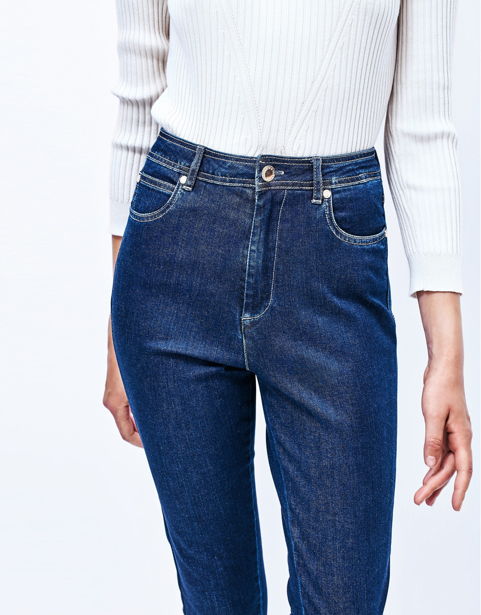 High-waisted, cigarette denims