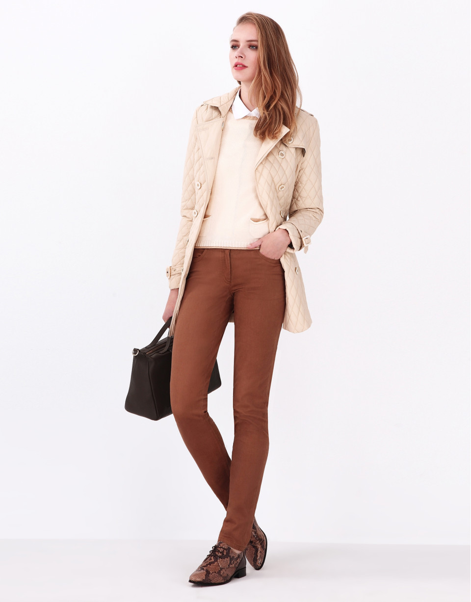 Trench acolchado beige