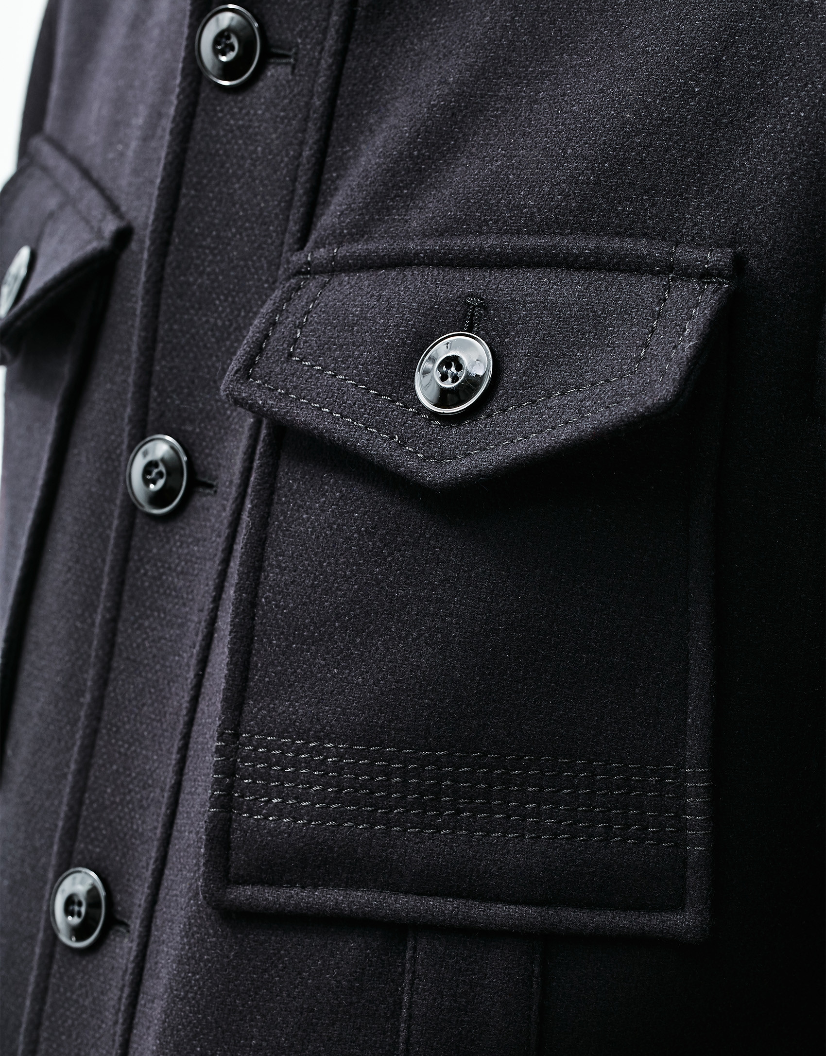 Blue cloth three-quarter jacket