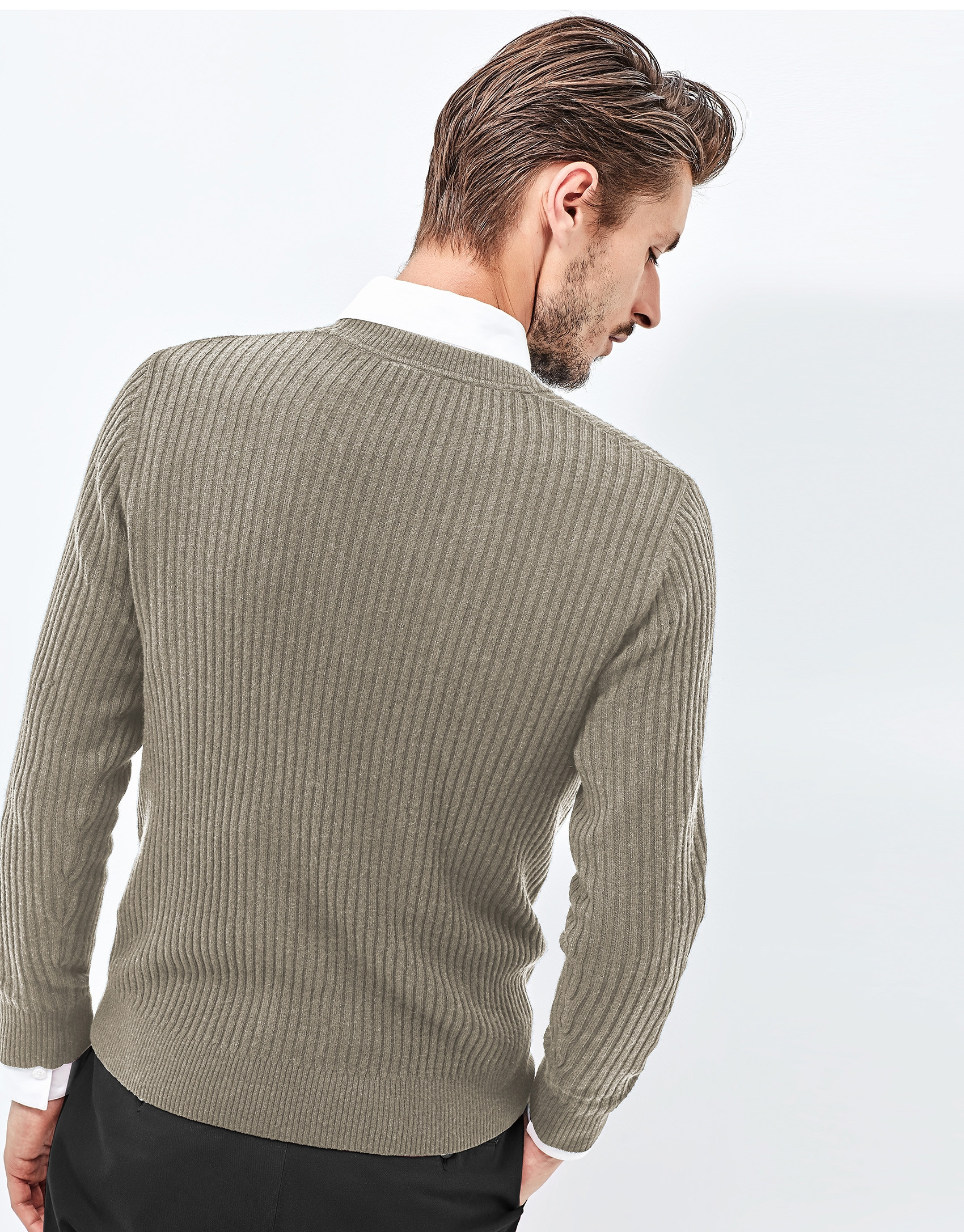 Brown cashmere sweater