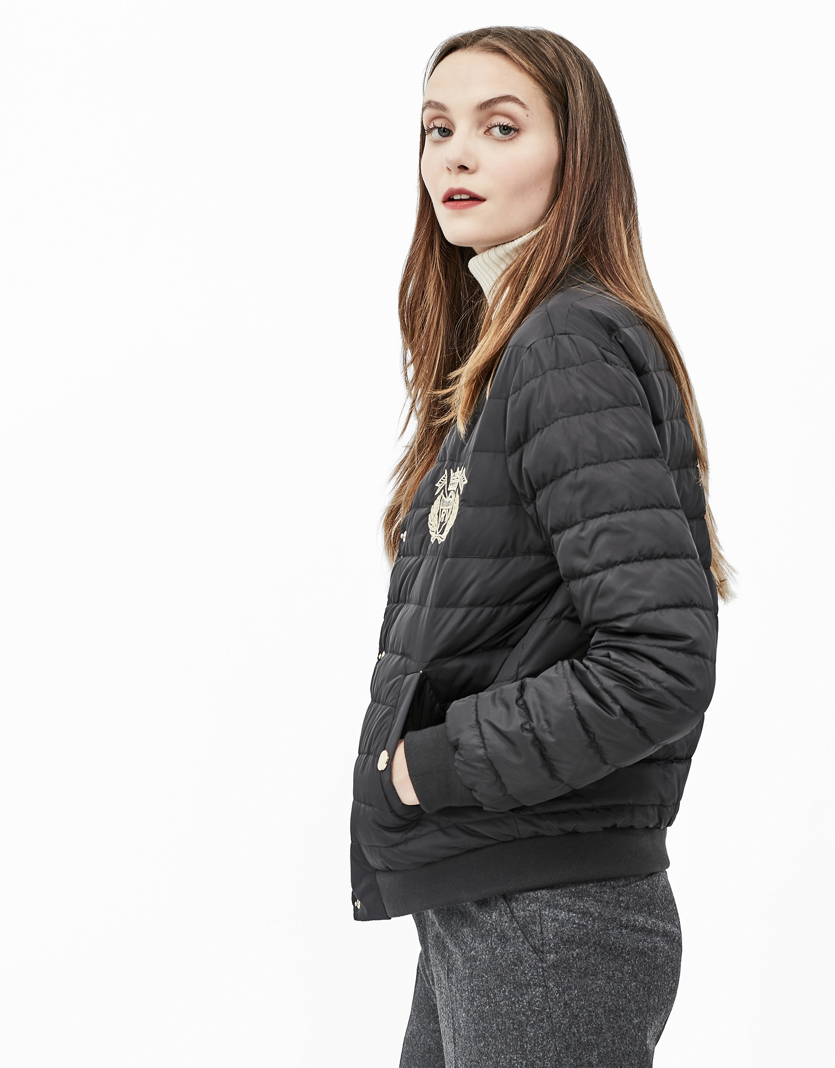 Cazadora bomber acolchada negra