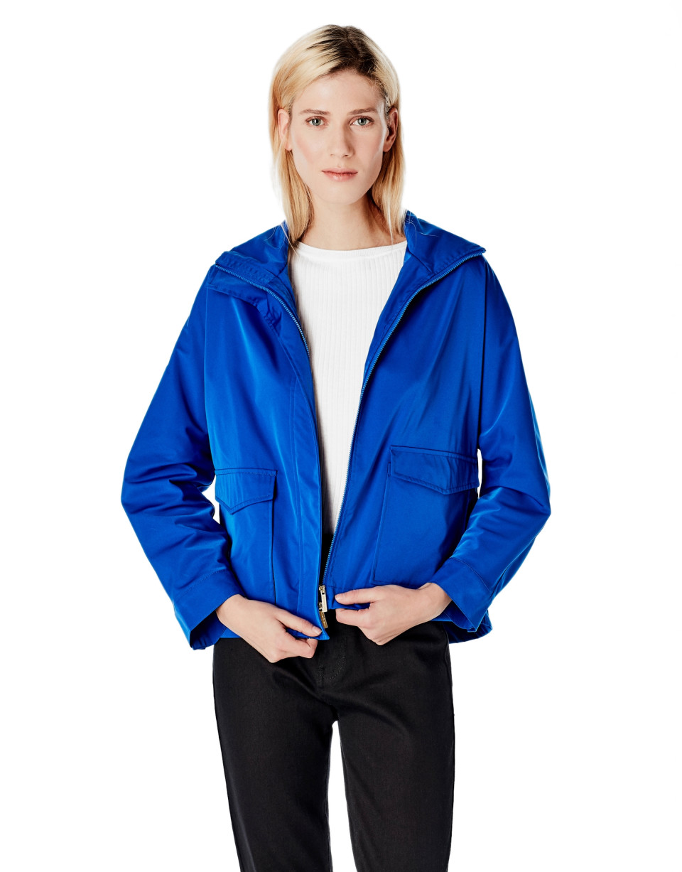 Parka azul cobalto
