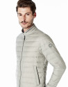 Beige quilted windbreaker