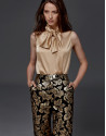 Pantalón recto jacquard floral oro