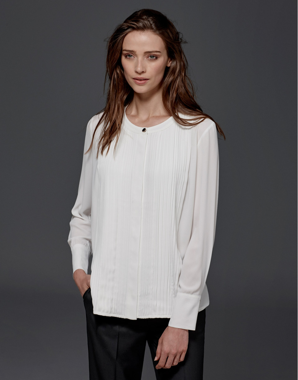 Blusa jaretas crudo