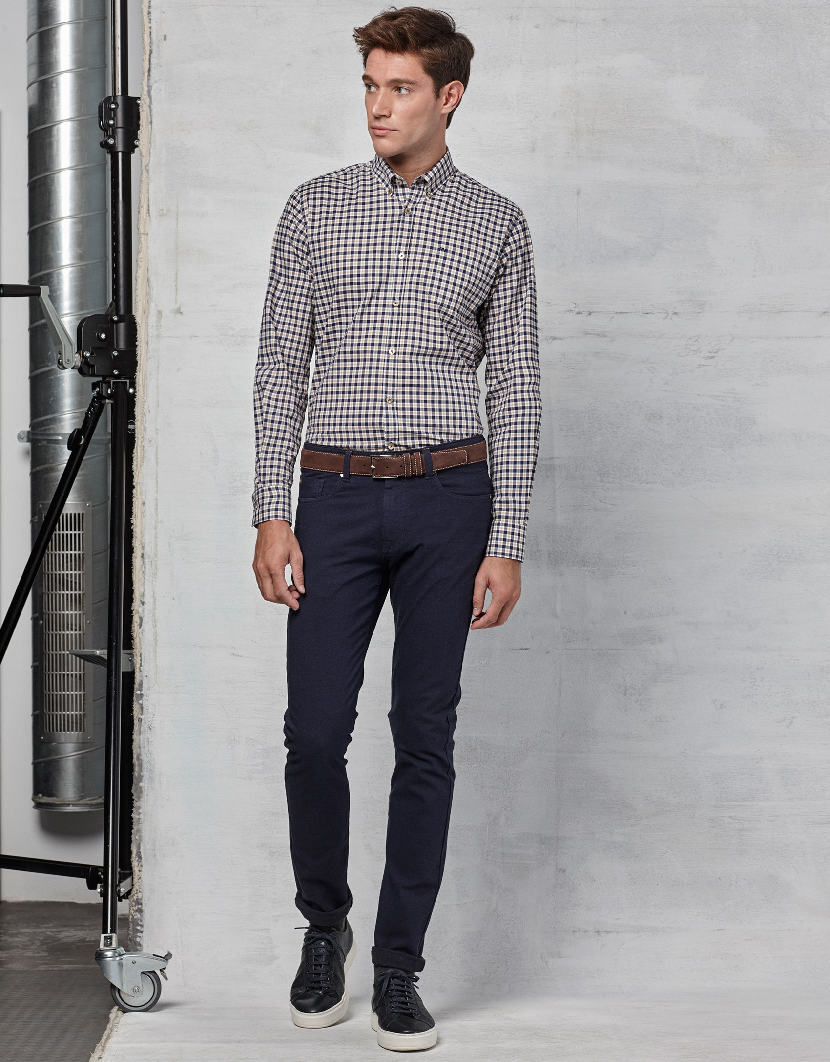 Navy blue / beige checked sport shirt