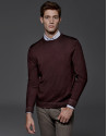 Maroon dyed sweater with square collar