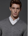 Grey wool sweater with V neck
