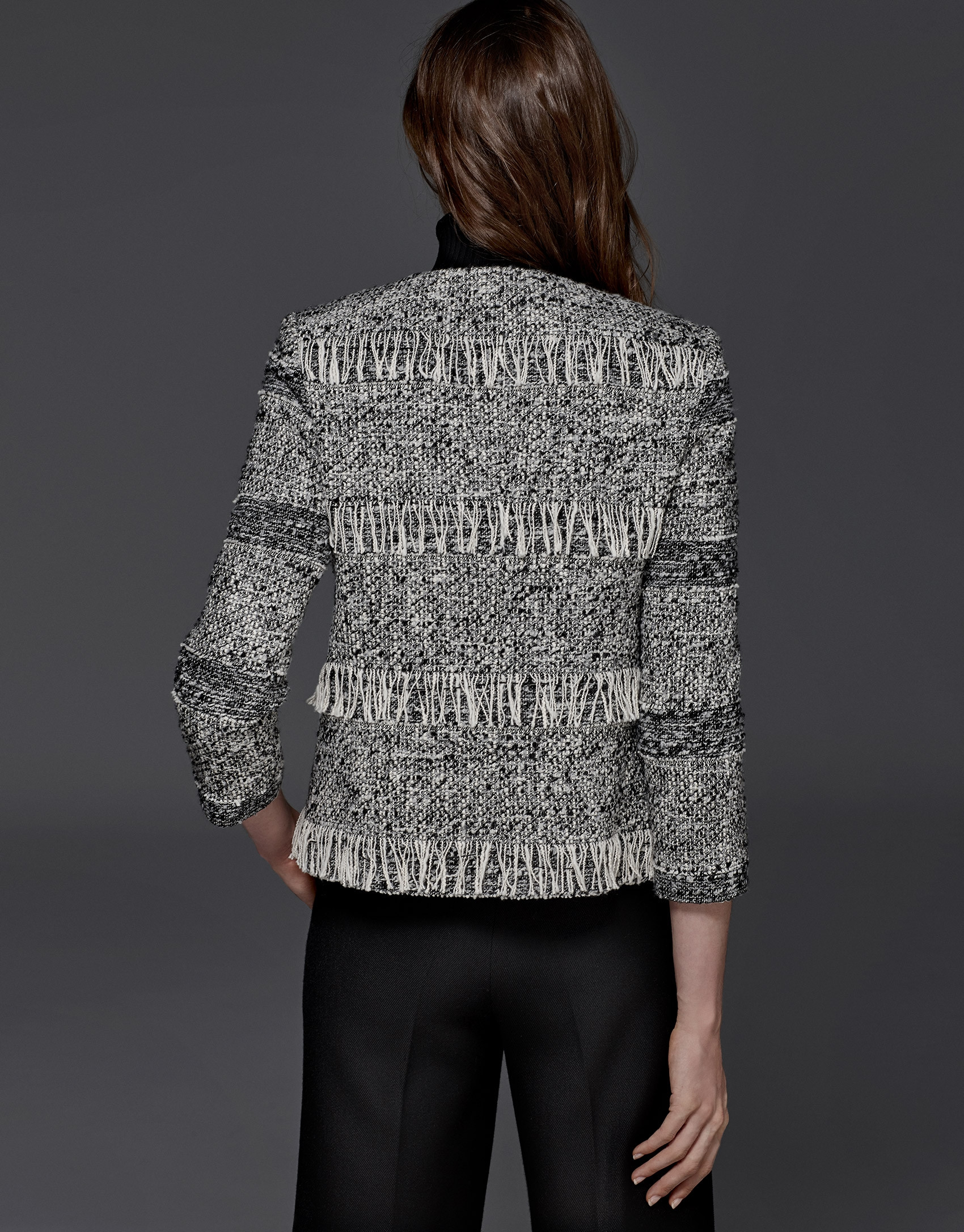 Chaqueta cheviot flecos gris