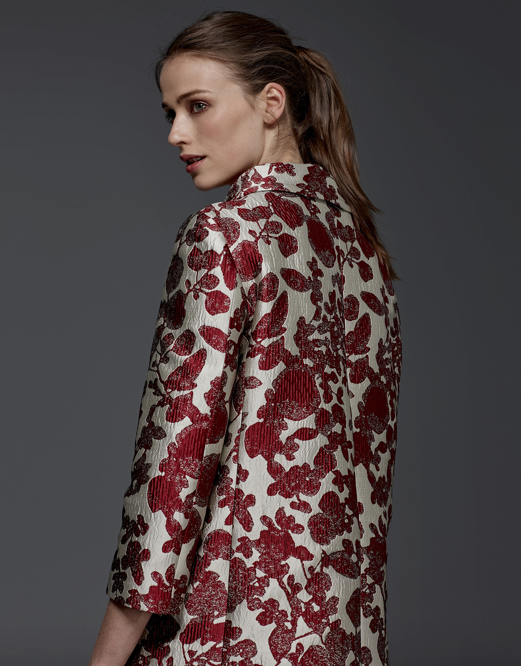Maroon floral print jacquard coat