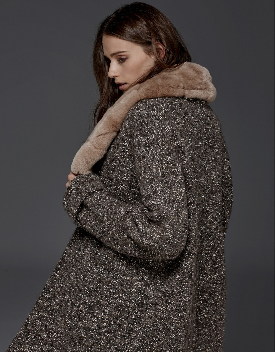 Chaquetón punto oversize gris