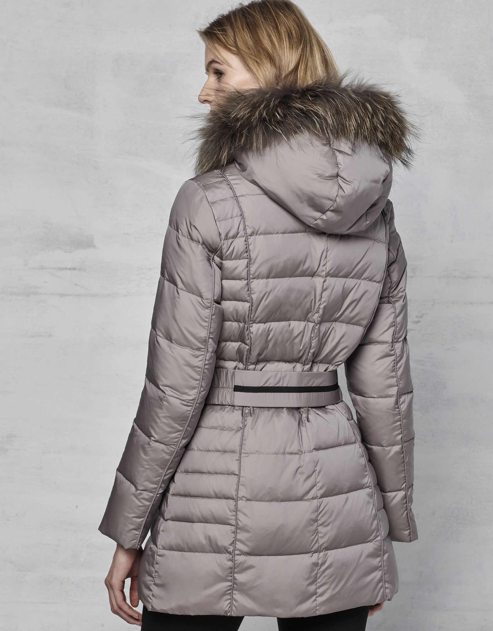 Long greyi ski jacket with leather