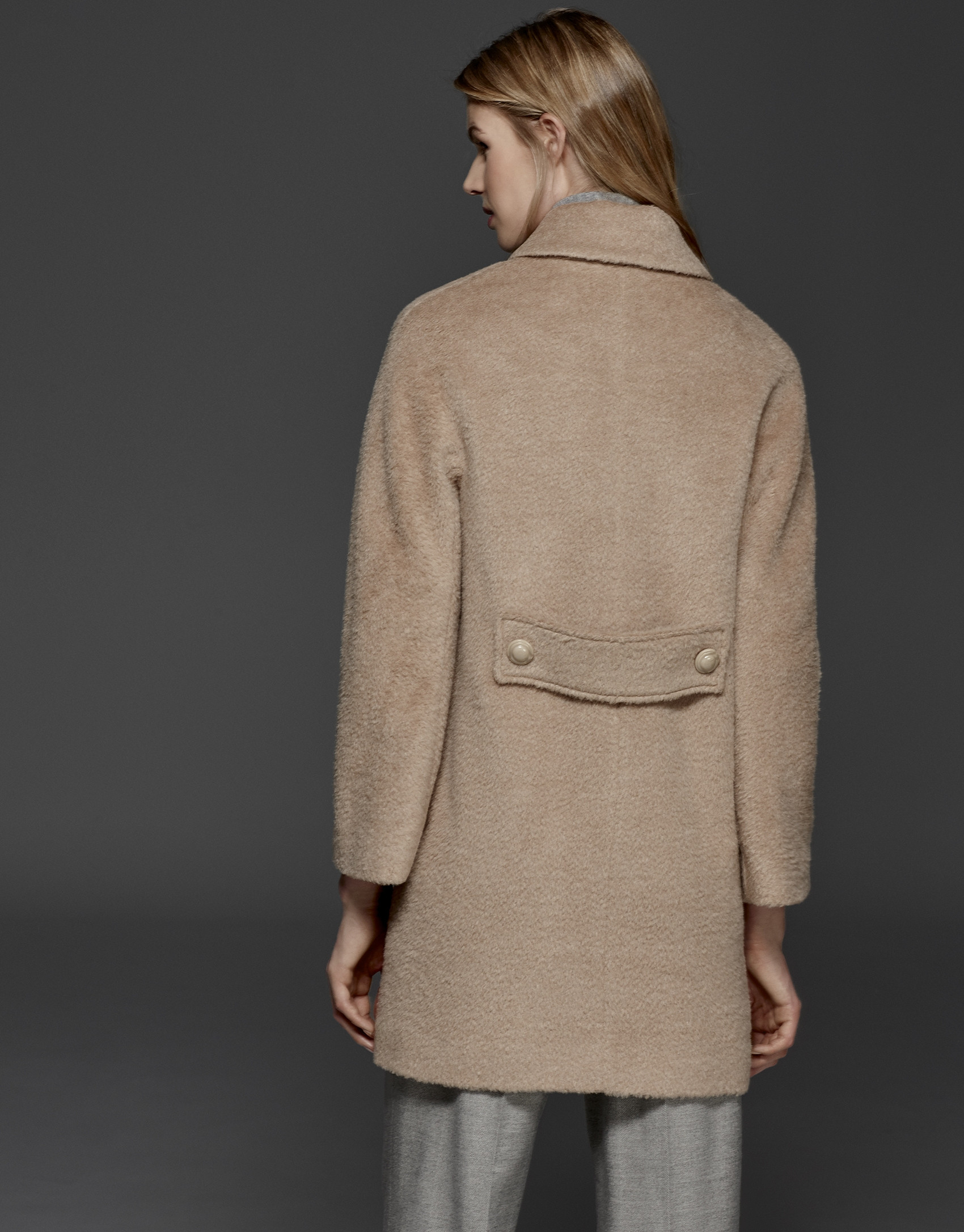Abrigo retro cuello pelo beige