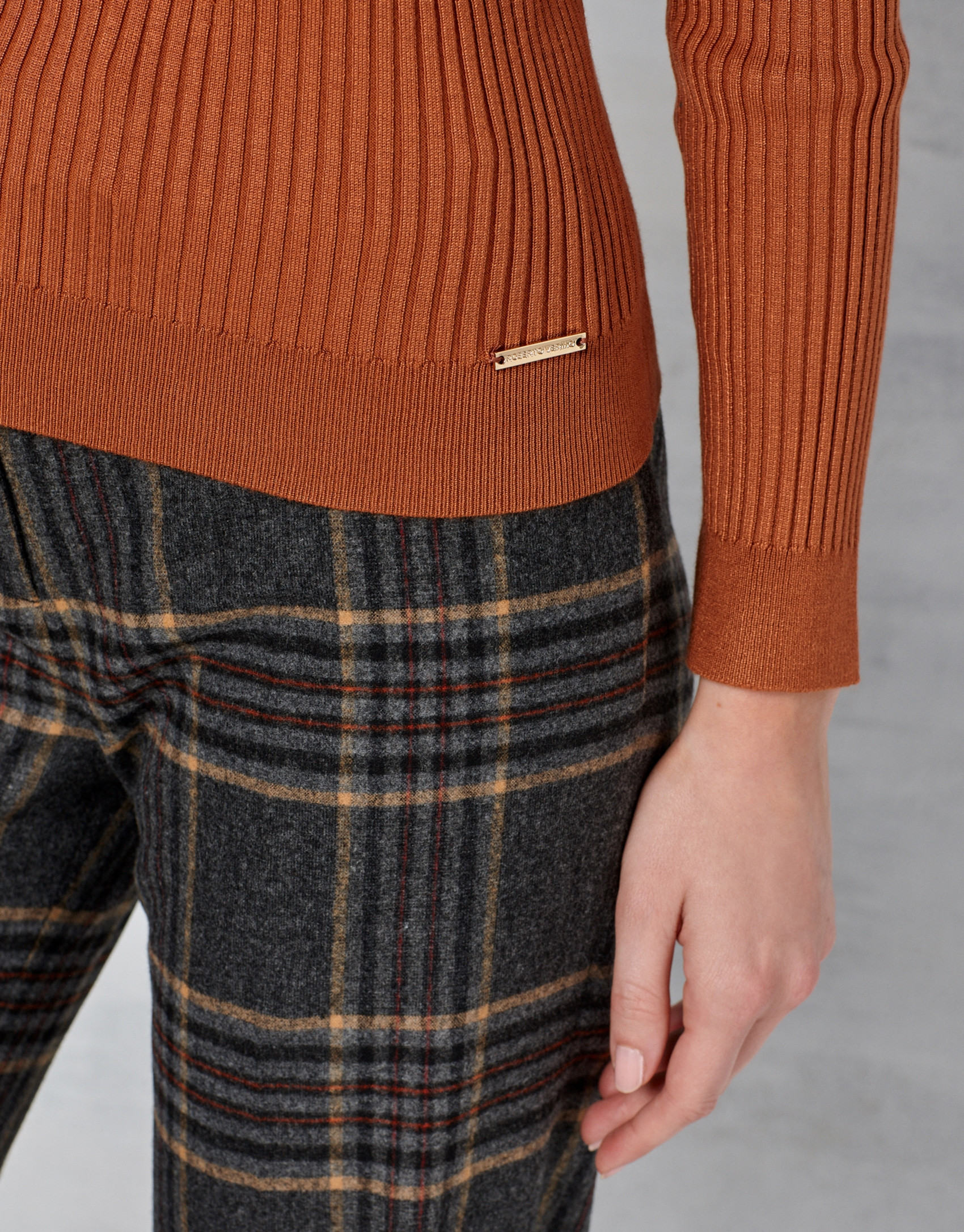 Pumpkin ribbed turtle neck sweater