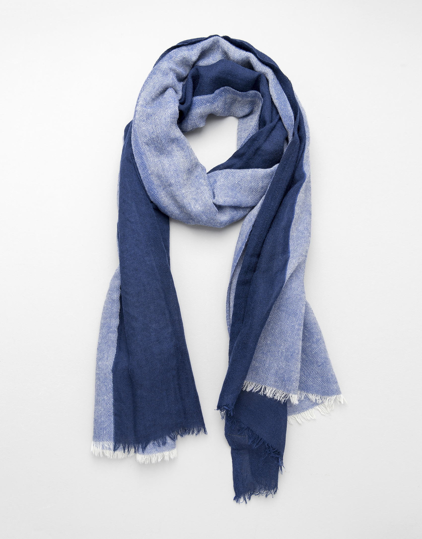 Blue two-tone scarf