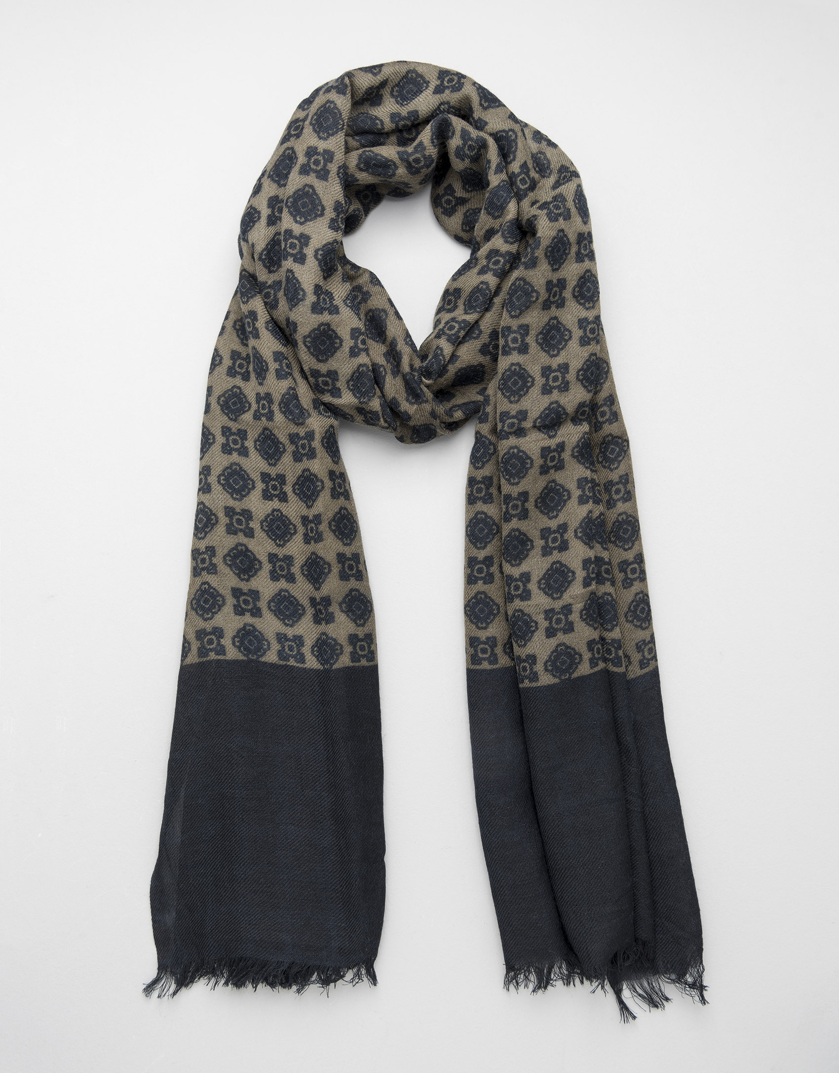 Beige scarf with navy blue trim