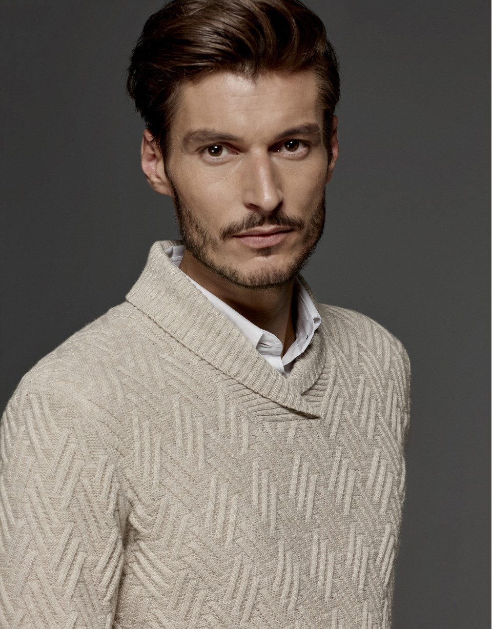 Ivory sweater with tuxedo collar