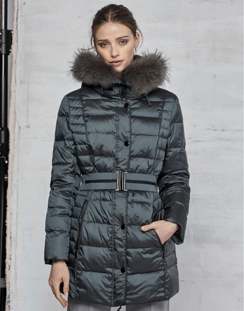Long khaki ski jacket with leather