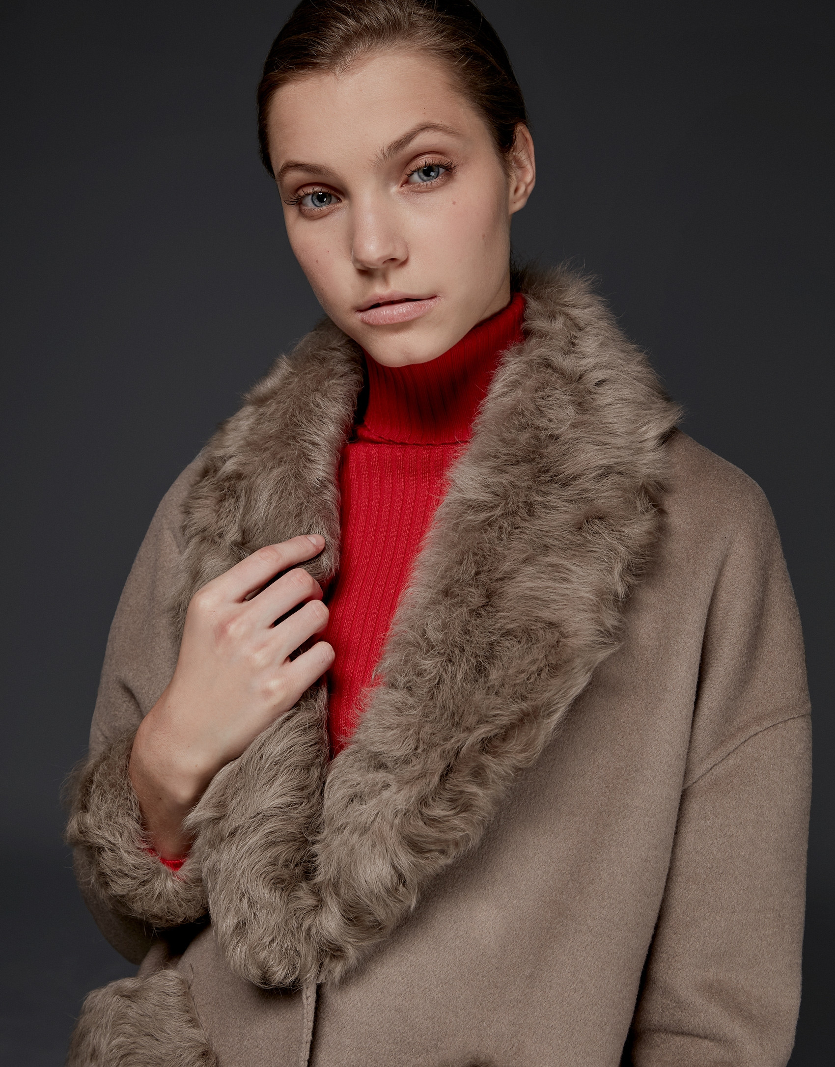 Taupe double-faced parka with fur collar