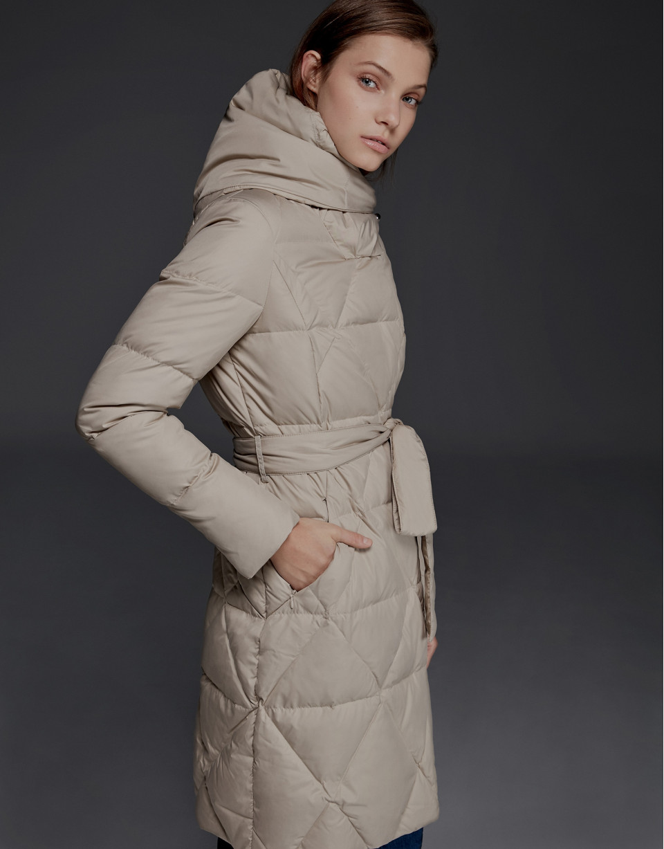 Long navy beige quilted ski jacket