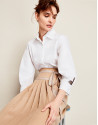 Camisa blanca mangas parche