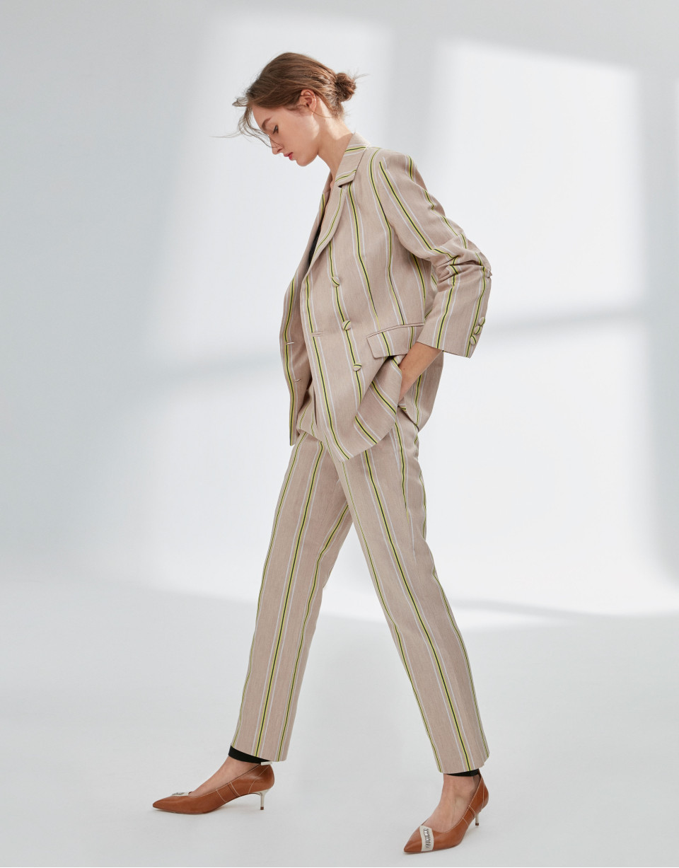 Pantalón de lino a rayas