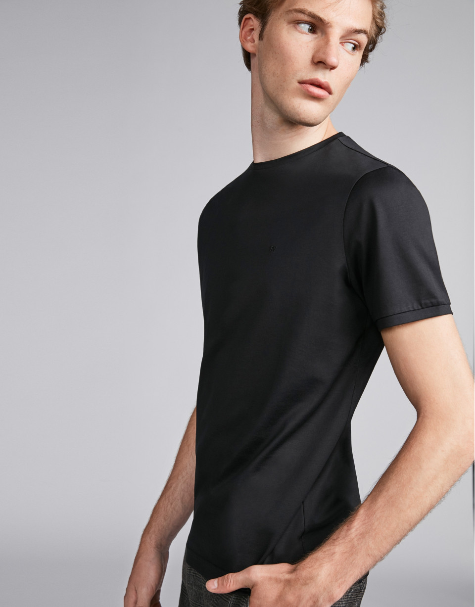 Basic black top