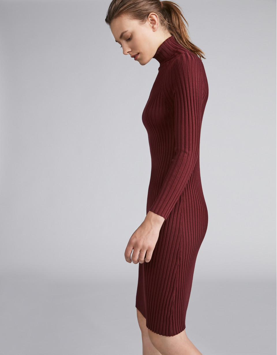 Burgundy ribbed knit dress