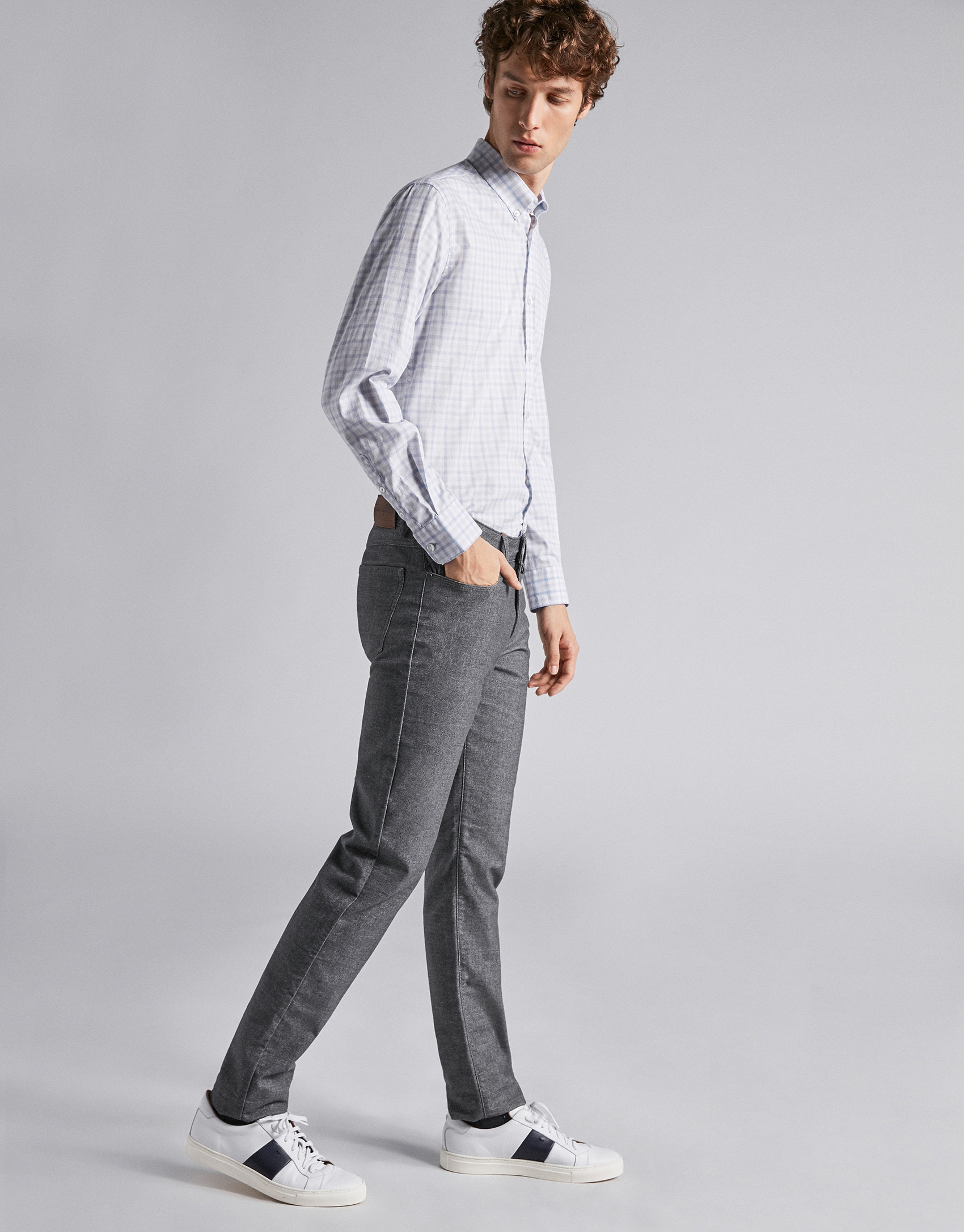 Brown pants with five pockets