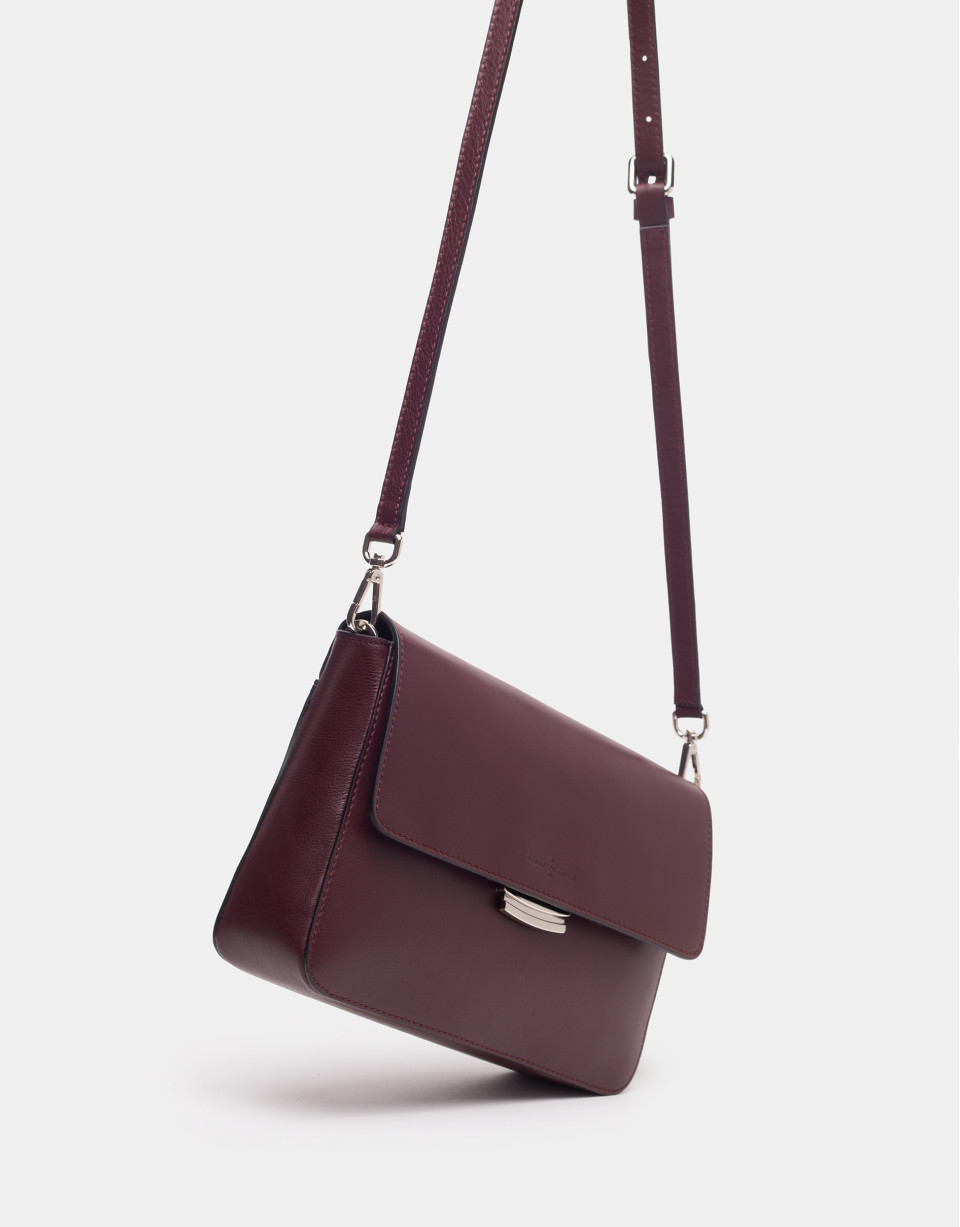 Bolso Joyce asa bordada rojo
