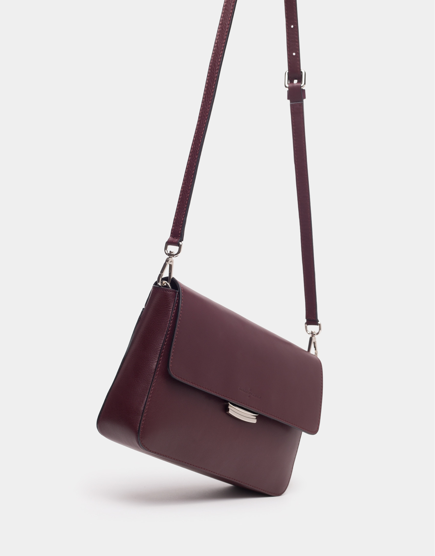 Bolso Joyce asa bordada rojo