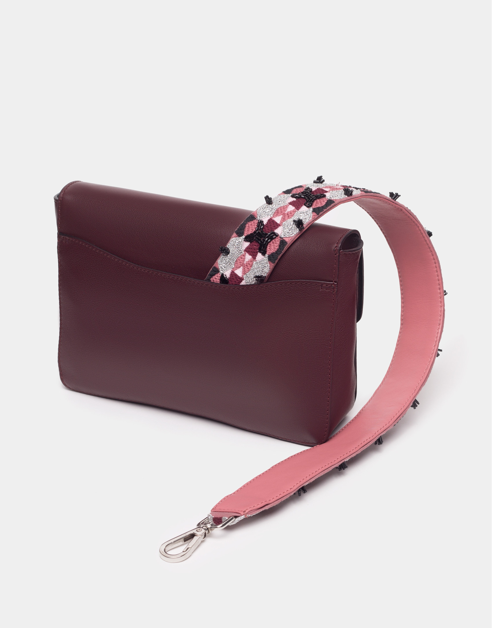 Bolso Joyce asa bordada rojo