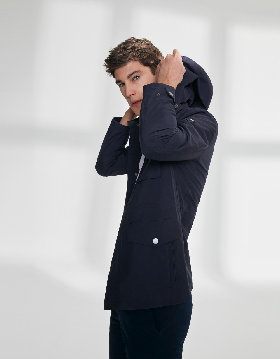 Navy blue parka with four pockets