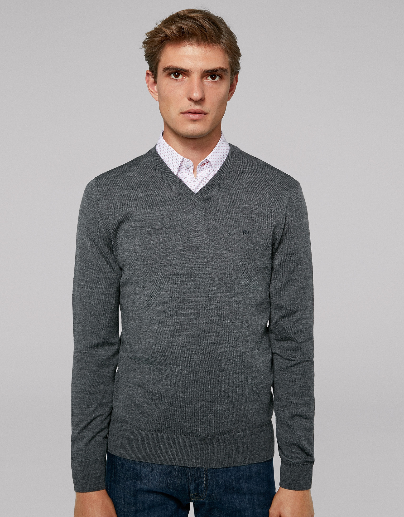 Jersey cuello pico gris melange