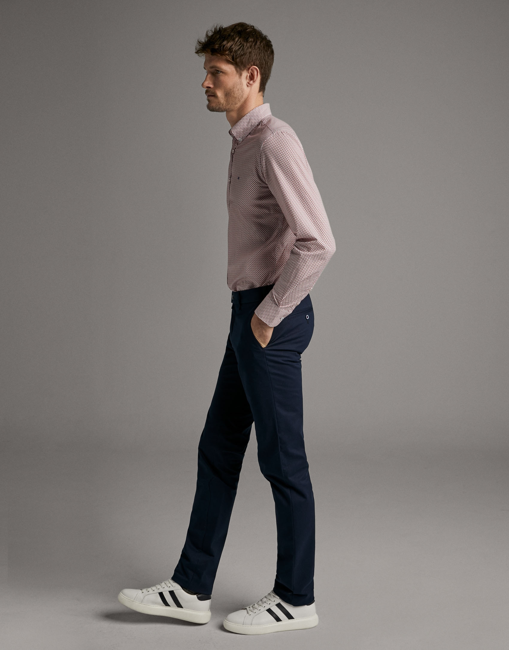 Navy blue chinos - Man - SS2020 | Roberto Verino