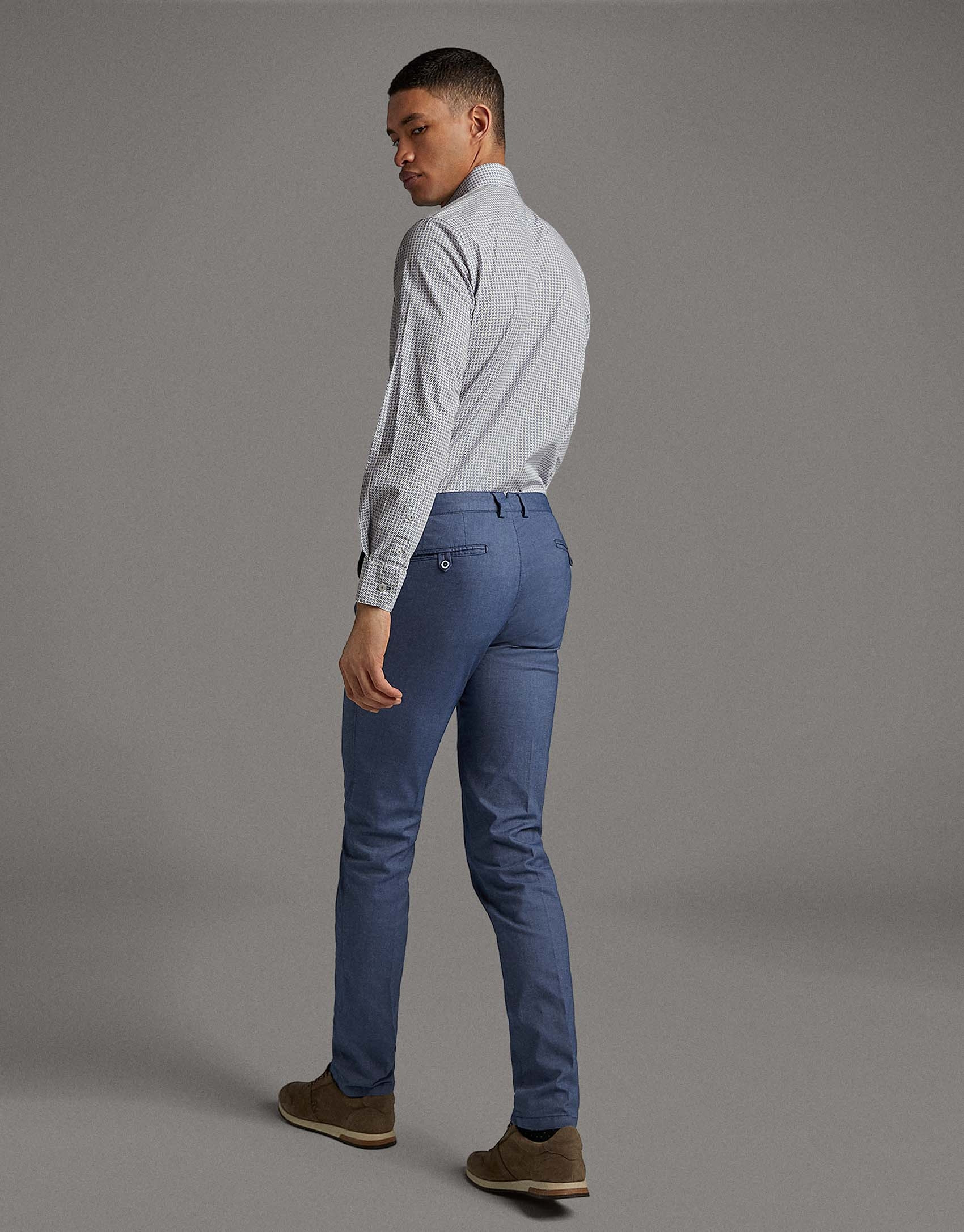 Pantalón chino estructura azul - Hombre | Roberto Verino
